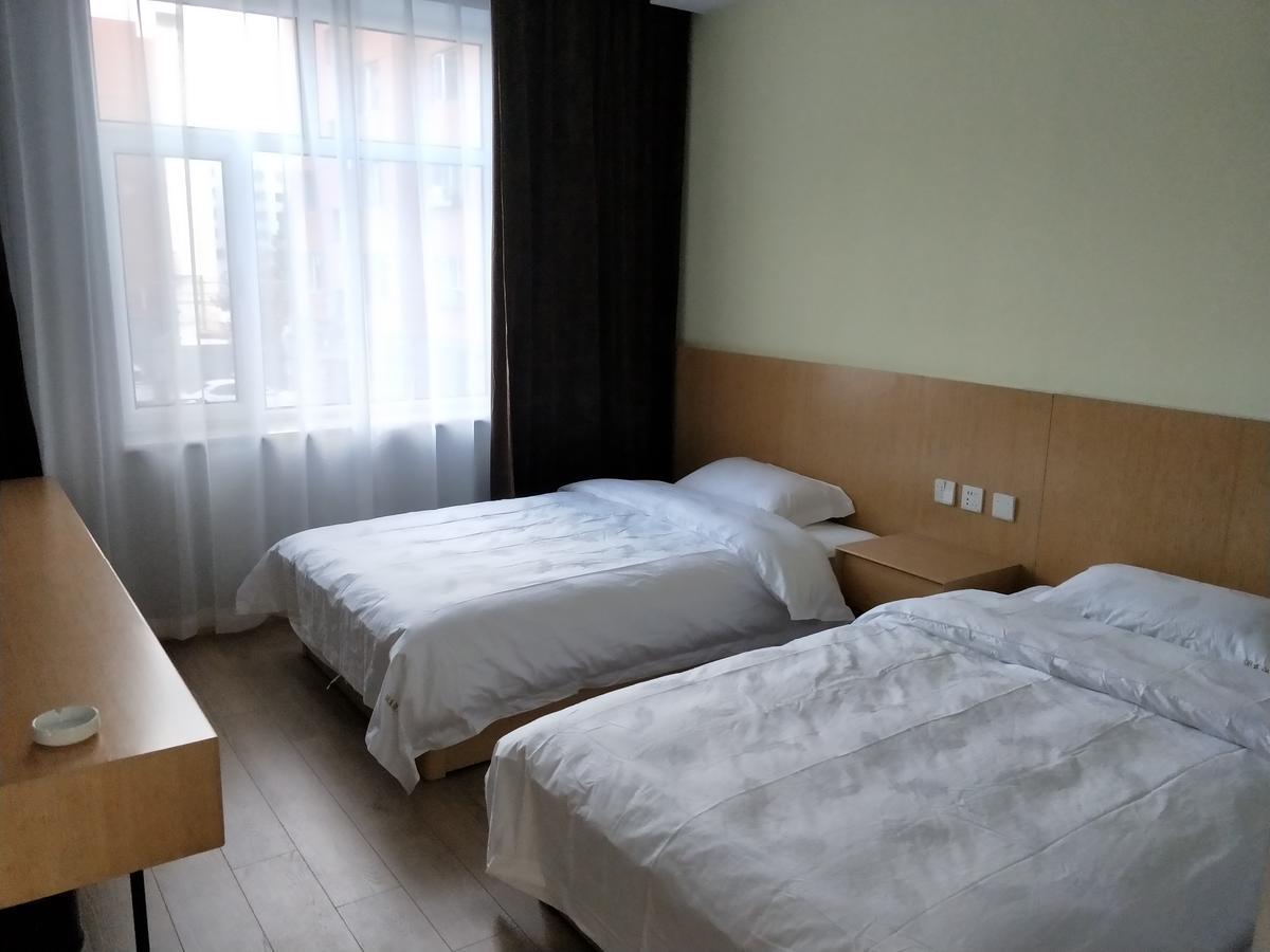 Lantern Hotel Hohhot Bagian luar foto