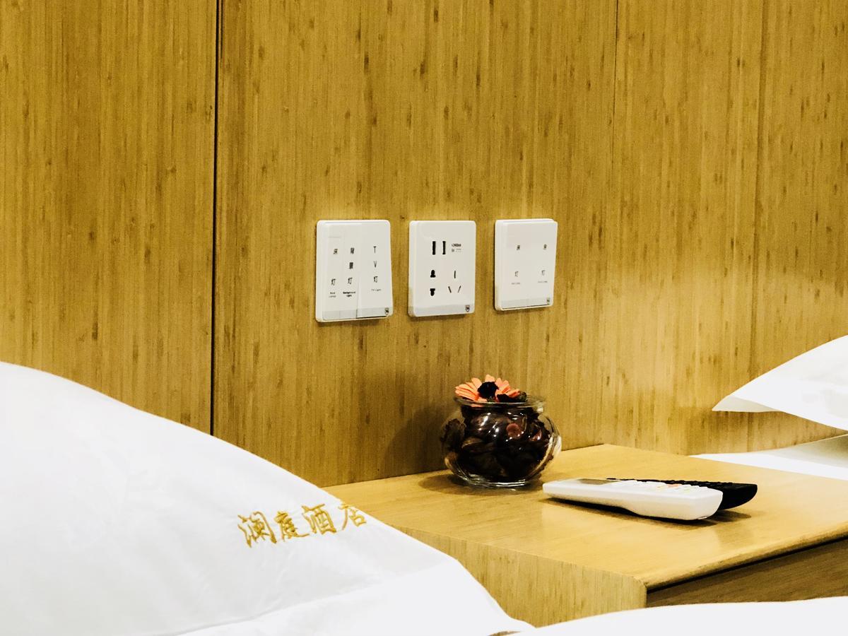 Lantern Hotel Hohhot Bagian luar foto